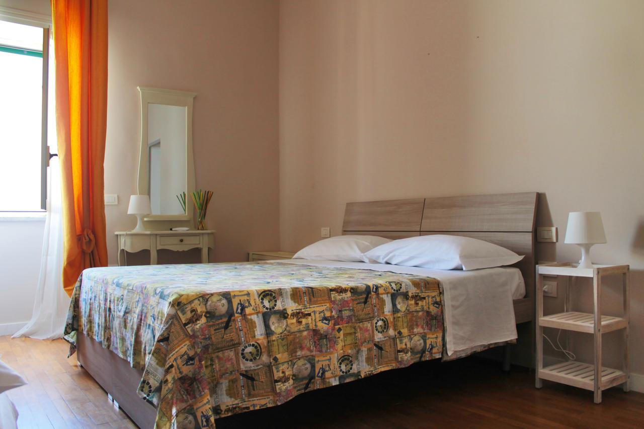 Vesuviane 'E Belle 'Mbriane B&B Napoli Eksteriør billede